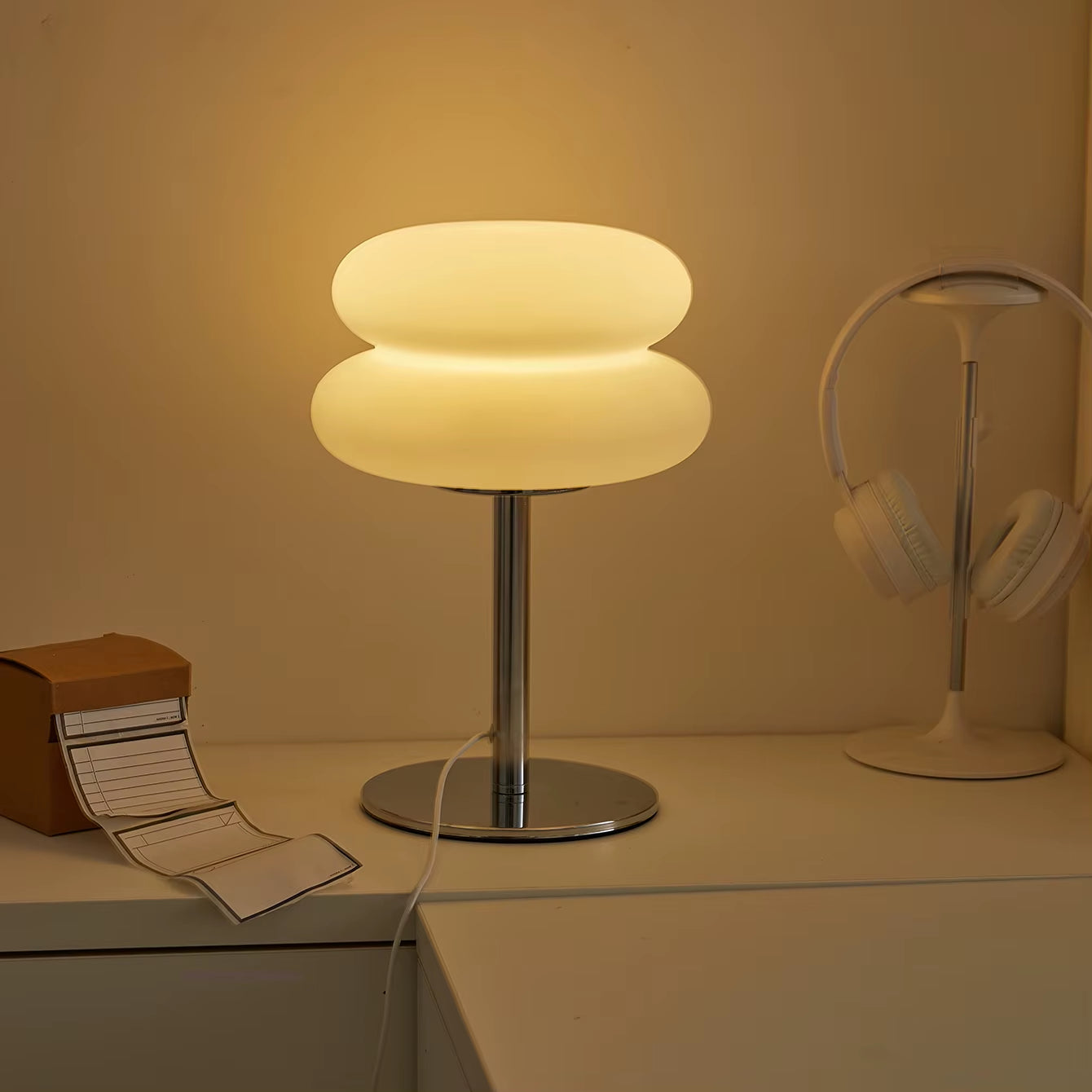 Bedroom Bedside Lamp Creamy Style Table Lamp USB Plug Tri Color Dimming Living Room Study Atmosphere Light