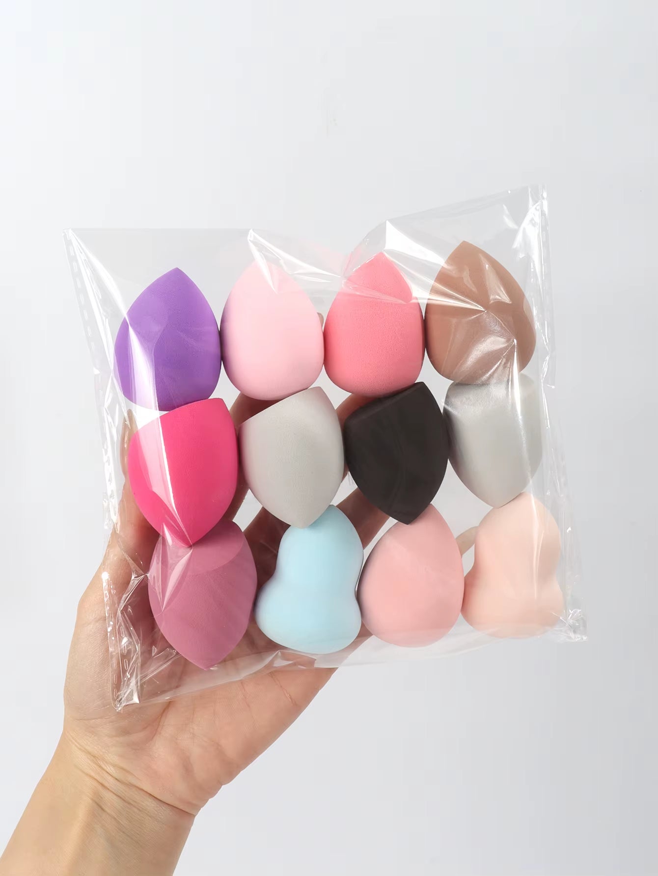 Medium Size Beauty Sponge 6/12/24/36/60 Pieces, Random Color and Shape, Foundation Mixing Beauty Sponge, Liquid, Cream and Powde