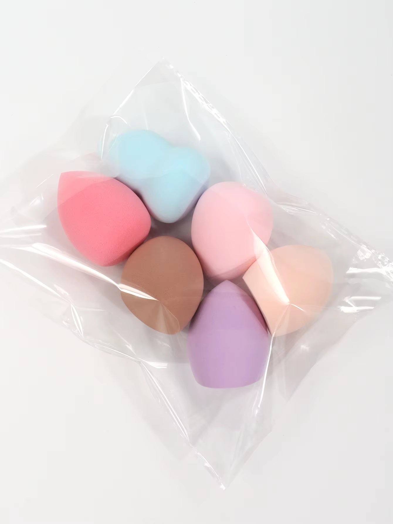 Medium Size Beauty Sponge 6/12/24/36/60 Pieces, Random Color and Shape, Foundation Mixing Beauty Sponge, Liquid, Cream and Powde