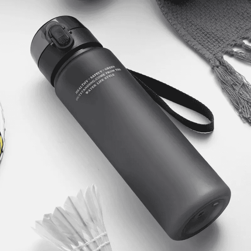 Bouteille d'eau de sport de haute qualité sans BPA : étanche et portable pour les randonnées, les voyages et plus encore.