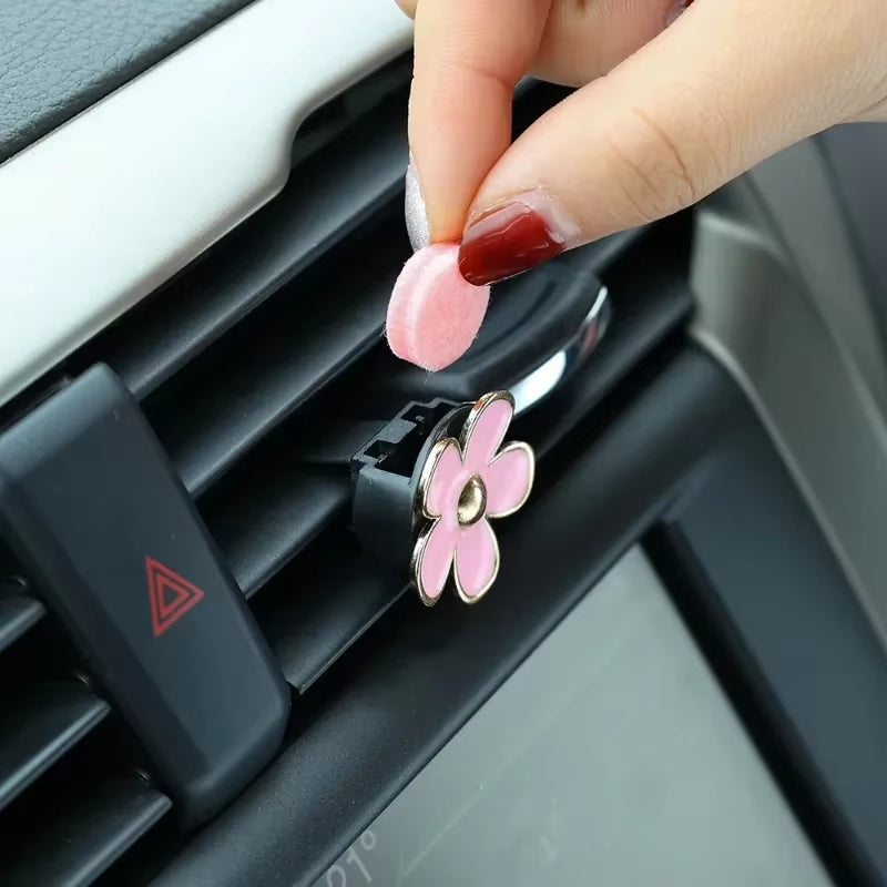 Car Outlet Vent Perfume Clips Cute Flower Air Freshener Diffuser Conditioning Aromatherapy Perfume Clip Car Interior Decoration